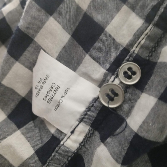 SOLD | J. Crew Gingham Long Sleeve Button Up Top - Picture 5 of 10